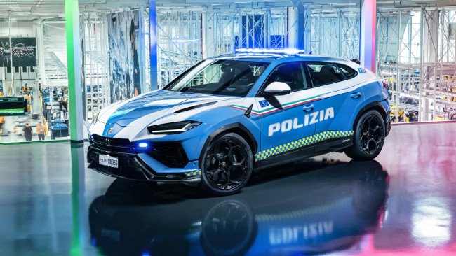 Обои картинки фото 2023 lamborghini urus performante polizia, автомобили, lamborghini, urus, performante, polizia, кроссовер, ламборджини, полиция