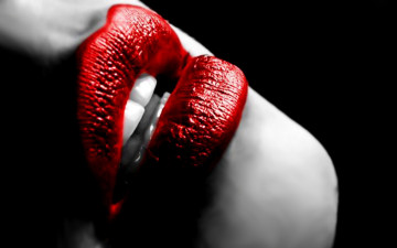 Картинка разное губы яркая помада красное+и+черное
