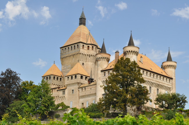 Обои картинки фото замок, vufflens, швейцария, города, дворцы, замки, крепости