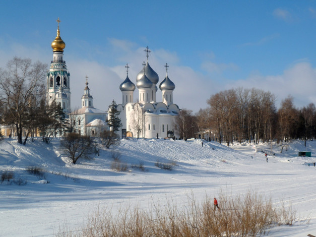 Обои картинки фото вологда , россия, города, - православные церкви,  монастыри, снег, купола, зима