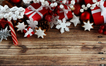 Картинка праздничные украшения коробки снежинки шишки ветки звездочки