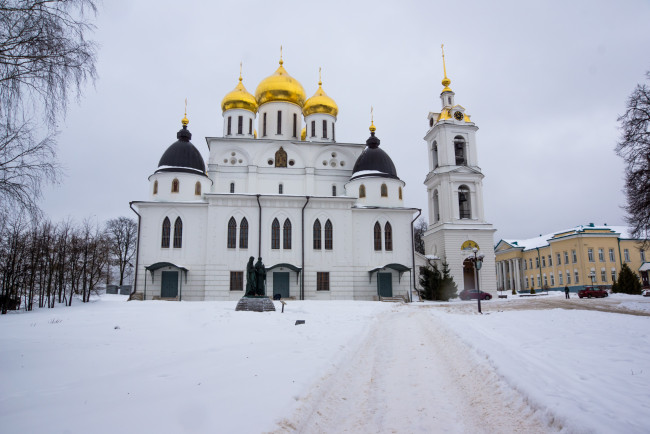 Обои картинки фото города, дмитров , россия, успенский, собор, дмитров, зима, православие, московская, область