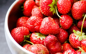 Картинка еда клубника +земляника спелая ягоды макро