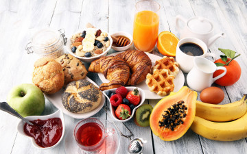 обоя еда, разное, завтрак, мюсли, фрукты, ягоды, кофе, сок, чай, выпечка, варенье