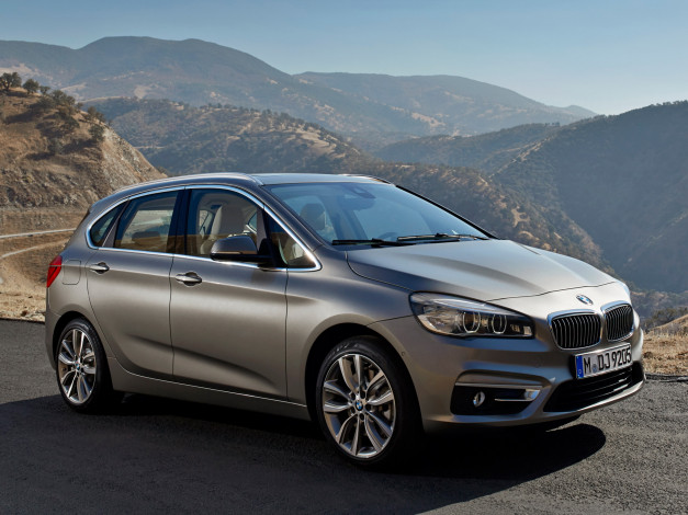 Обои картинки фото автомобили, bmw, 225i, 2014г, active, tourer, f45