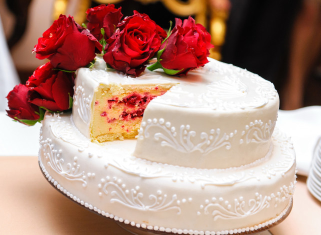 Обои картинки фото еда, торты, крем, розы, торт