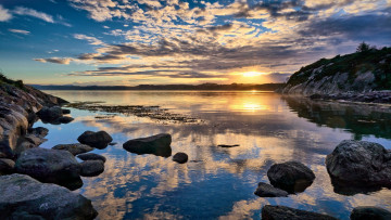 Картинка природа побережье камни море закат