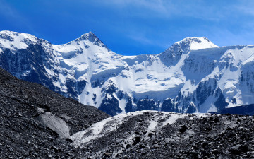 Картинка алтай природа горы вид скалы вершина снег