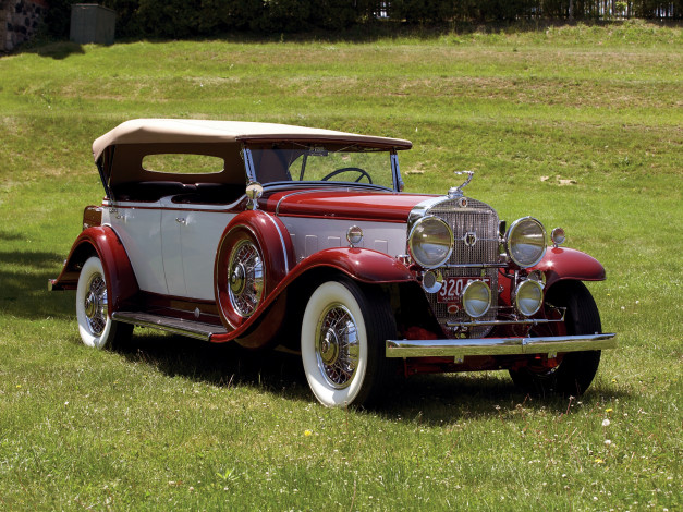 Обои картинки фото cadillac v12 370 a phaeton by fleetwood 1932, автомобили, классика, 1932, fleetwood, phaeton, a, 370, v12, cadillac