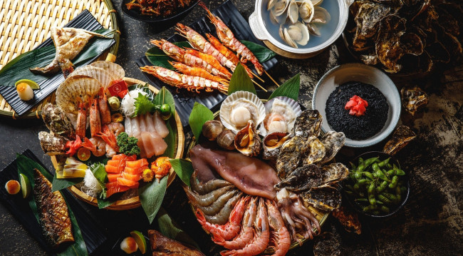 Обои картинки фото еда, рыба,  морепродукты,  суши,  роллы, азиатская, кухня