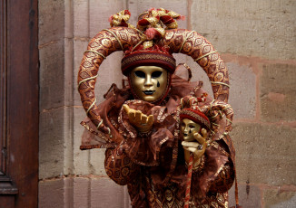 Картинка разное маски карнавальные костюмы венеция шут карнавал