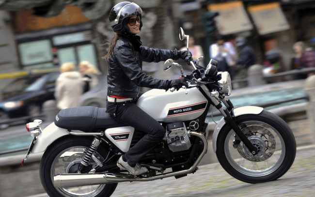 Обои картинки фото мотоциклы, мото, девушкой, мотоцикл, девушка