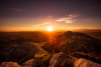 Картинка природа восходы закаты равнина горы солнце сияние