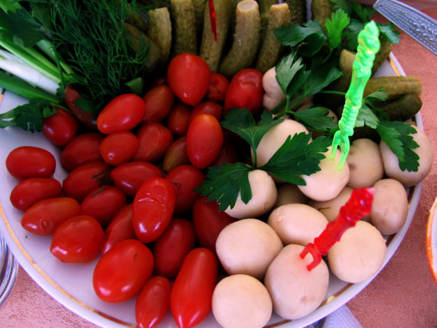 Обои картинки фото еда, овощи, укроп, лук, огурцы, помидоры, томаты