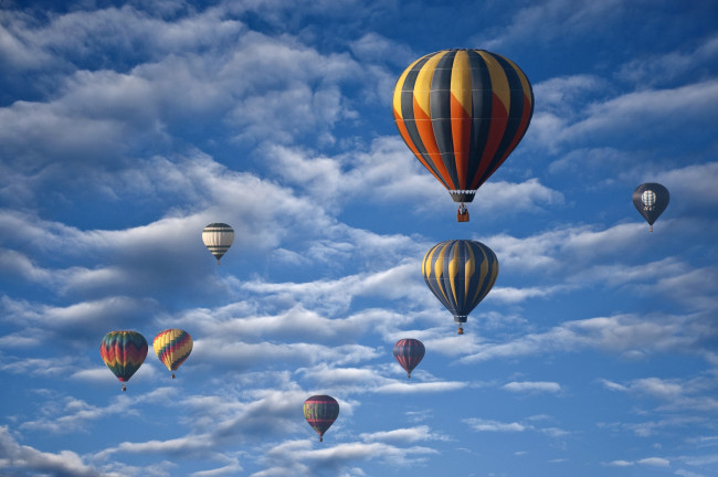 Обои картинки фото авиация, воздушные, шары, небо, полет