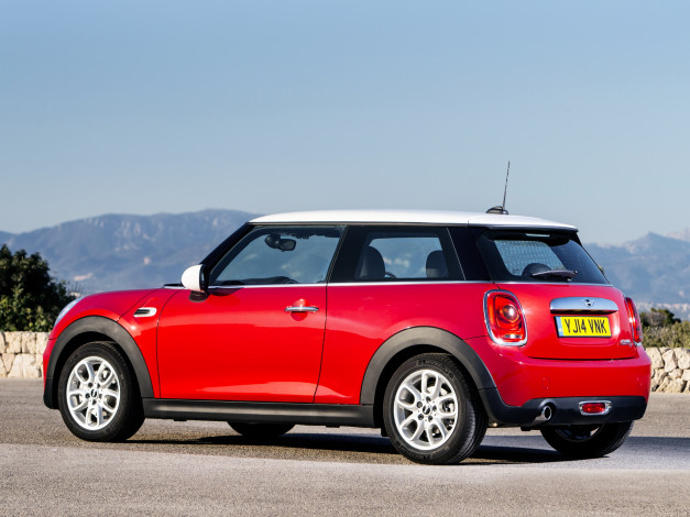 Обои картинки фото автомобили, mini, 2014, f56, uk-spec, cooper, d, красный