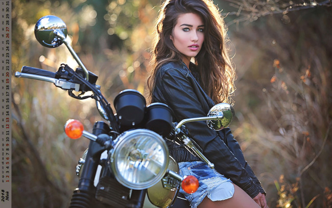 Обои картинки фото календари, девушки, мотоцикл, взгляд