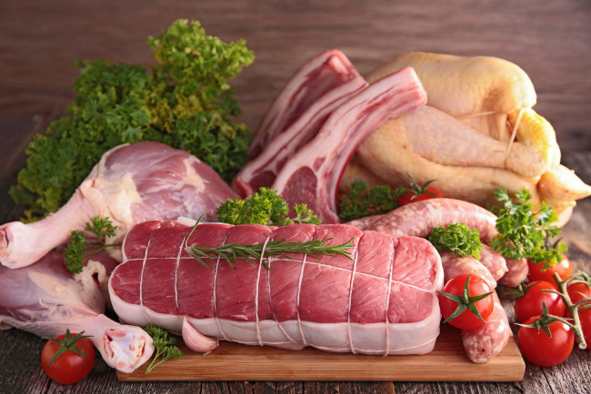 Обои картинки фото еда, мясные блюда, помидоры, свежее, мясо, свинина, ребра, курица
