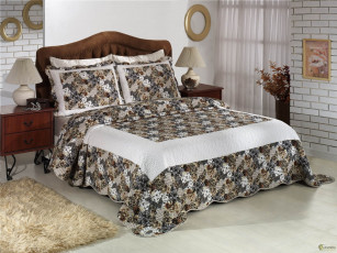 Картинка интерьер спальня картина шкатулка постельное коврик светильники тумбочки кровать белье