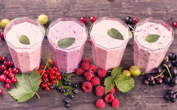 Картинка еда мороженое +десерты milk cocktail смородина малина ягоды молочный коктейль berries