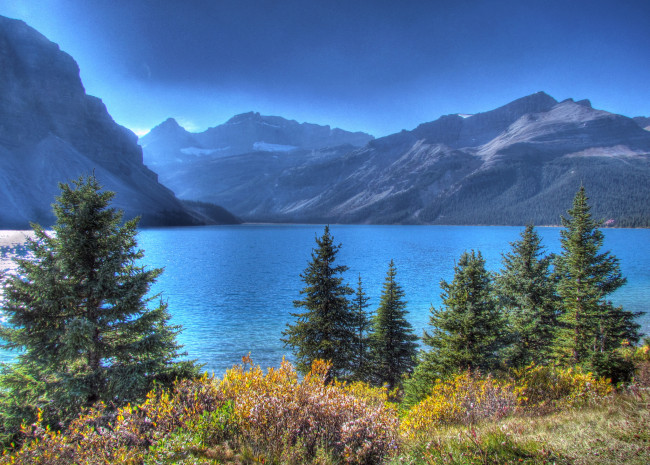 Обои картинки фото bow, lake, banff, national, park, alberta, canada, природа, реки, озера, озеро, боу, банф, альберта, канада, горы, деревья