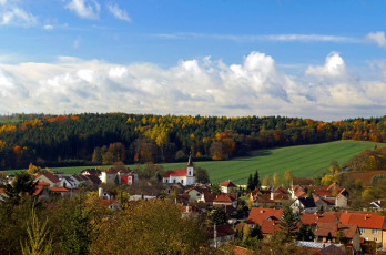 Картинка города -+панорамы город осень поля леса