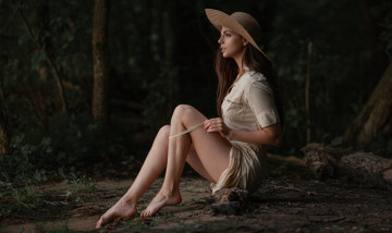 Картинка девушки -+брюнетки +шатенки андрей фролов женщины татьяна ваняшева шляпа коричневый профиль босиком природа лес модель ножки на природе
