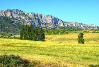 Картинка испания страна басков природа поля горы