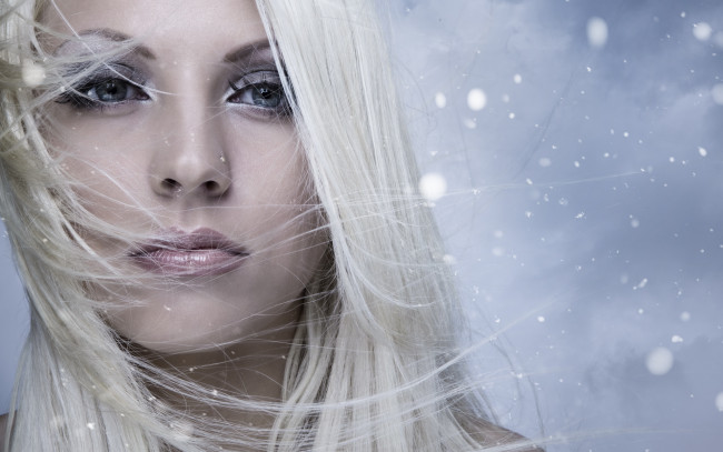 Обои картинки фото девушки, -unsort , лица,  портреты, лицо, блондинка, ветер, снег, зима