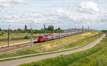 Картинка техника поезда локомотив рельсы состав