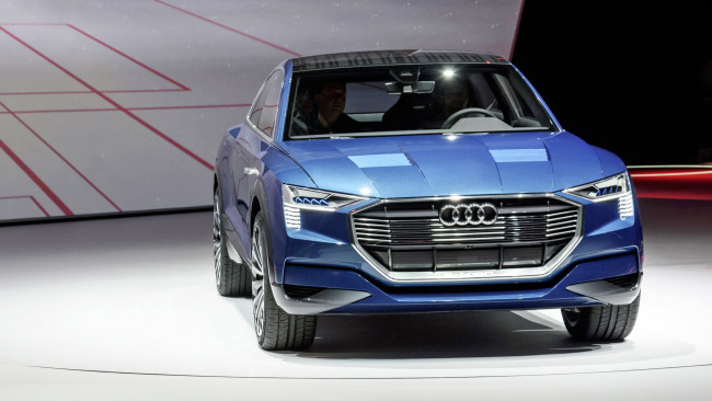 Обои картинки фото audi e tron quattro concept 2015, автомобили, выставки и уличные фото, audi, e-tron, quattro, concept, 2015, crossover