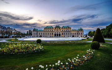 Картинка города вена+ австрия дворец клумбы