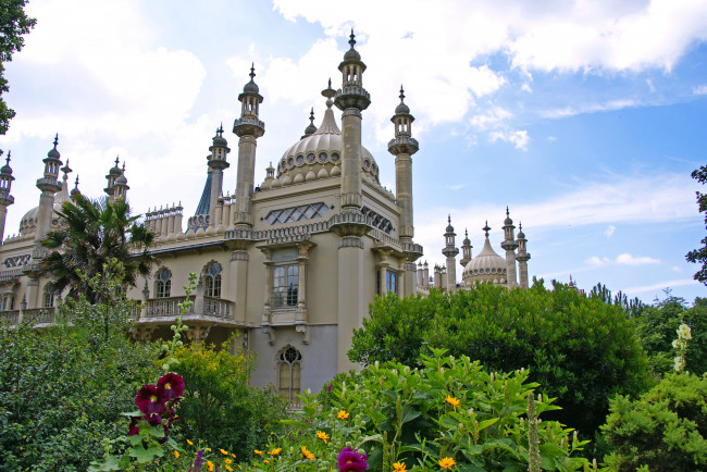 Обои картинки фото royal, pavilion, brighton, england, города, дворцы, замки, крепости, парк, англия, брайтон, королевский, павильон