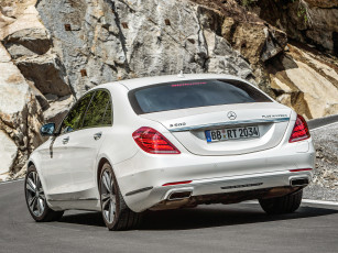 обоя автомобили, mercedes-benz, s, 500, plug-in, hybrid, w222, 2013г, светлый