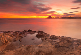 Картинка природа восходы закаты aguilas испания мурсия antonio carrillo lopez photography скалы красное небо средиземное море