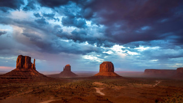 Картинка природа пустыни долина монументов вечер скалы облака небо горы сша