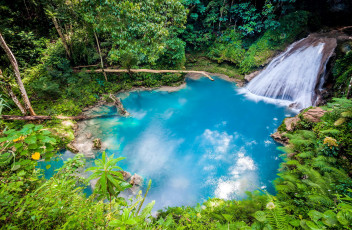 Картинка the+blue+hole+in+ocho+rios +jamaica природа водопады the blue hole in ocho rios jamaica