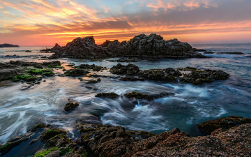 Картинка природа побережье море волны скалы закат