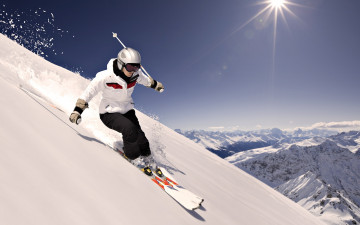 обоя спорт, лыжный спорт, небо, вершина, снег, лыжи, спуск, экстрим, горы, слалом, лыжник