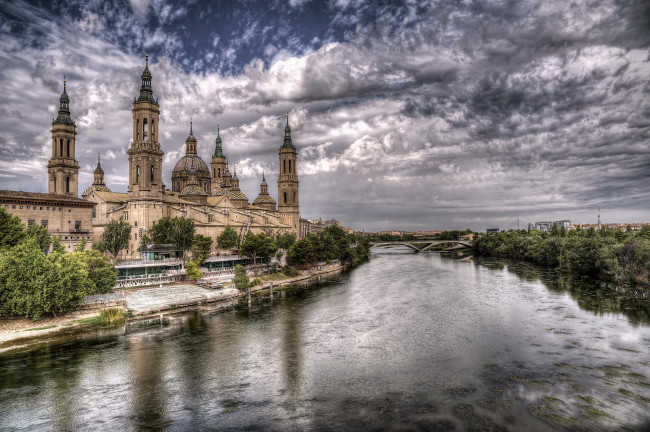 Обои картинки фото postales de zaragoza, города, - панорамы, река, мост