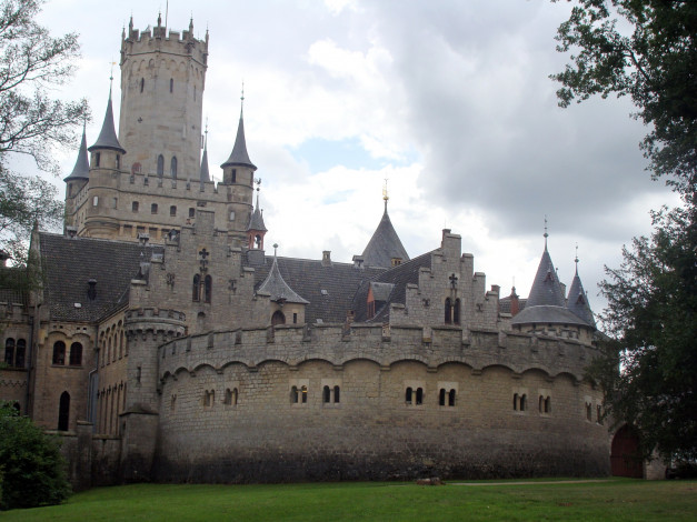 Обои картинки фото castle, marienburg, poland, города, дворцы, замки, крепости, замок, стены, башни