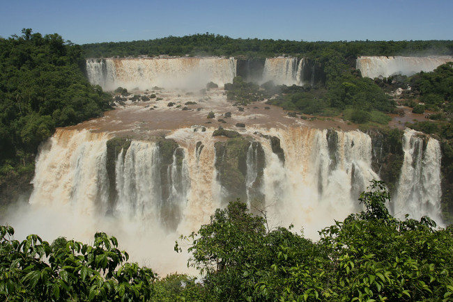 Обои картинки фото iguazu, falls, природа, водопады, потоки, воды, растительность