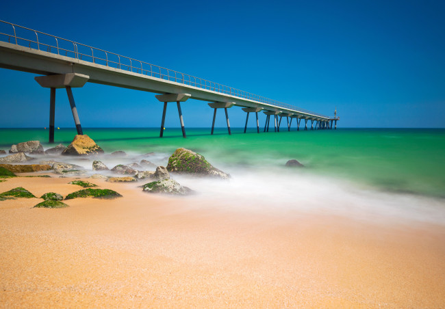 Обои картинки фото природа, побережье, море, мост, камни