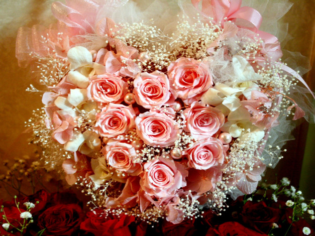 Обои картинки фото цветы, букеты,  композиции, розовый, розы, гортензия