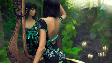 Картинка девушки -unsort+ брюнетки +шатенки платье брюнетка отражение зеркало девушка зеленое
