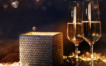 Картинка праздничные угощения шампанское бокалы