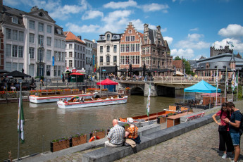 Картинка города гент+ бельгия канал набережная туристы
