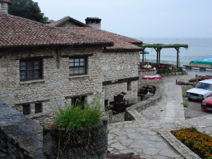 Картинка города здания дома балчик болгария