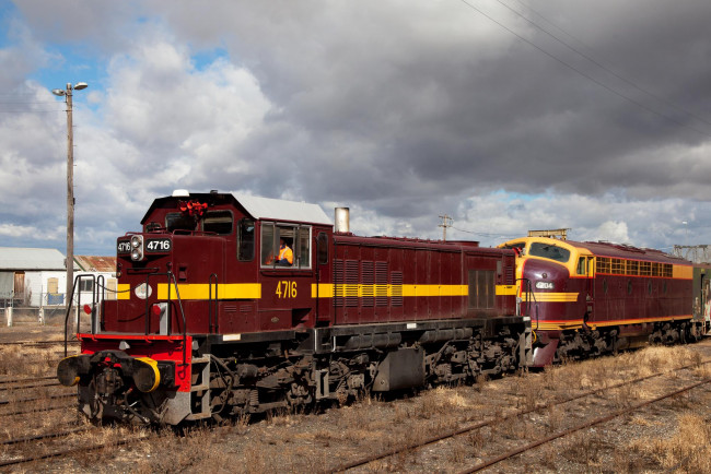 Обои картинки фото техника, локомотивы, локомотив, дорога, железная