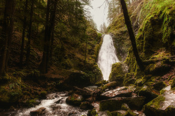 Картинка природа водопады камни поток